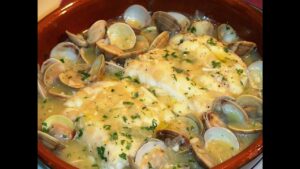 Deliciosas recetas de merluza en salsa verde con almejas: paso a paso para sorprender en la cocina receta-de-merluza-en-salsa-verde-con-almejas